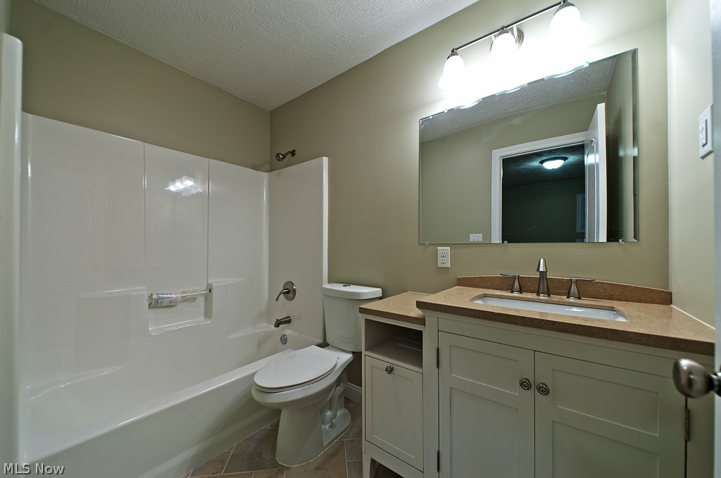 Twin Lake Estates - Residential