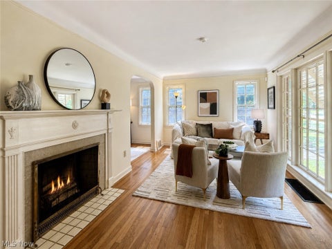 Tiny photo for 869 Cambridge Road, Cleveland Heights, OH 44121 (MLS # 5235025)