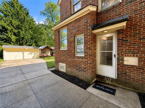 Tiny photo for 869 Cambridge Road, Cleveland Heights, OH 44121 (MLS # 5235025)
