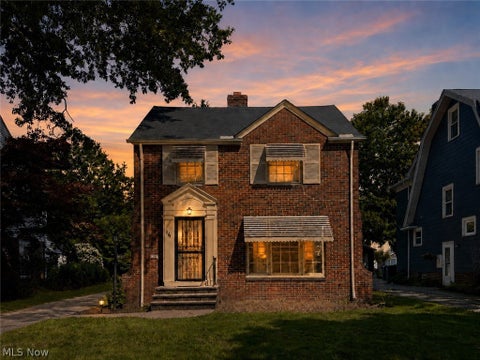 Tiny photo for 869 Cambridge Road, Cleveland Heights, OH 44121 (MLS # 5235025)