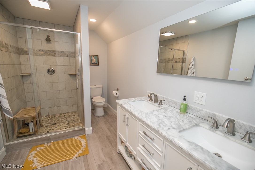 Gordon Ave - Residential