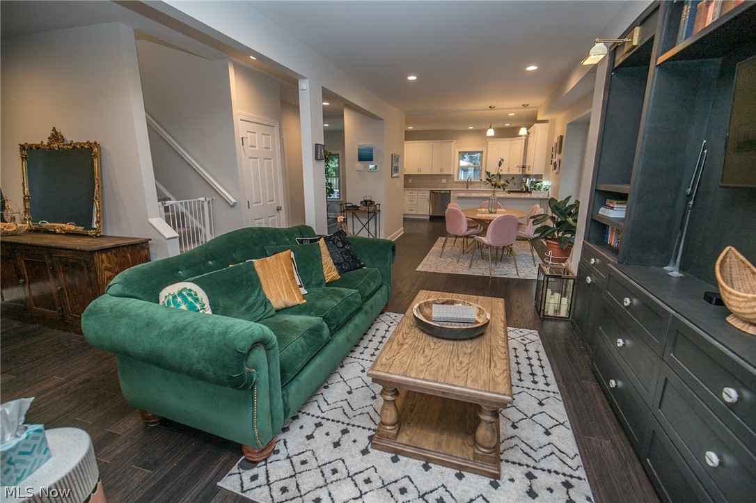 Gordon Ave - Residential