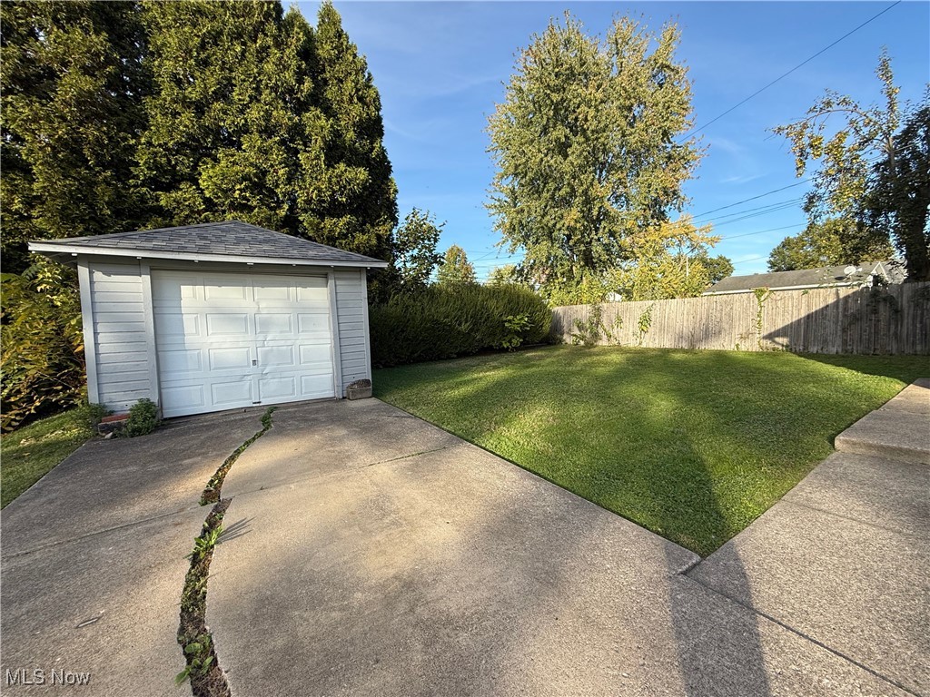 Village/Sebring - Residential