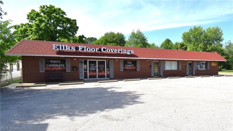 Photo for 6177 Youngstown Hubbard Road