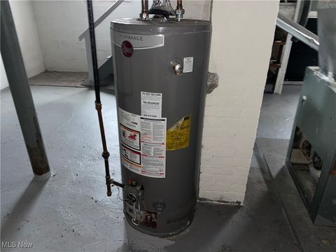 Tiny photo for 3486 E 105th Street, Cleveland, OH 44104 (MLS # 5177048)