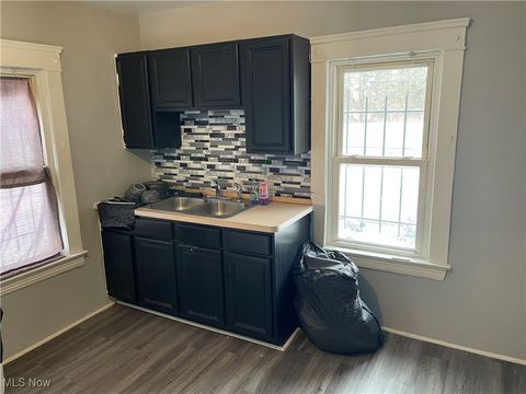 Tiny photo for 3486 E 105th Street, Cleveland, OH 44104 (MLS # 5177048)