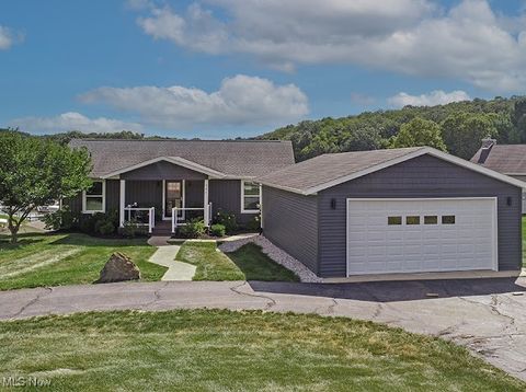 381 N Ridge Heights Drive Howard OH 43028