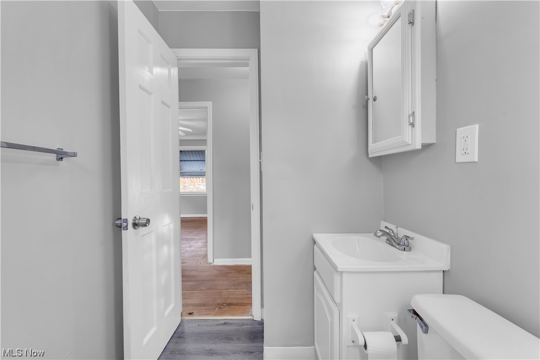 Moses & Burton - Residential Lease