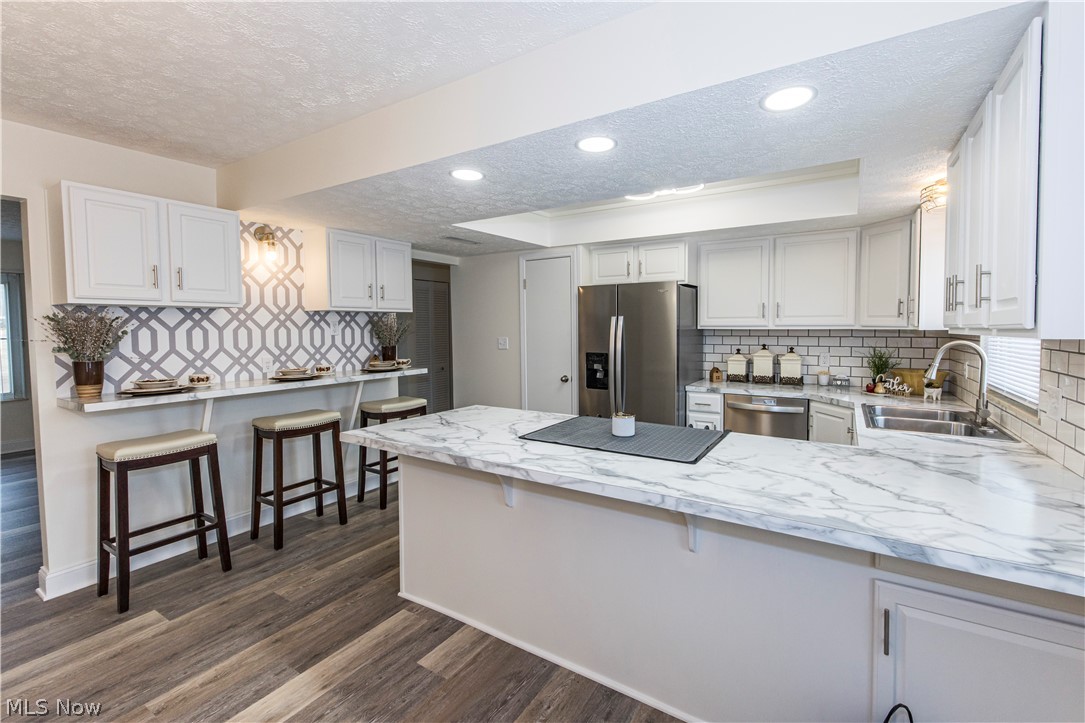 Country Club Twnhs North Condo - Residential