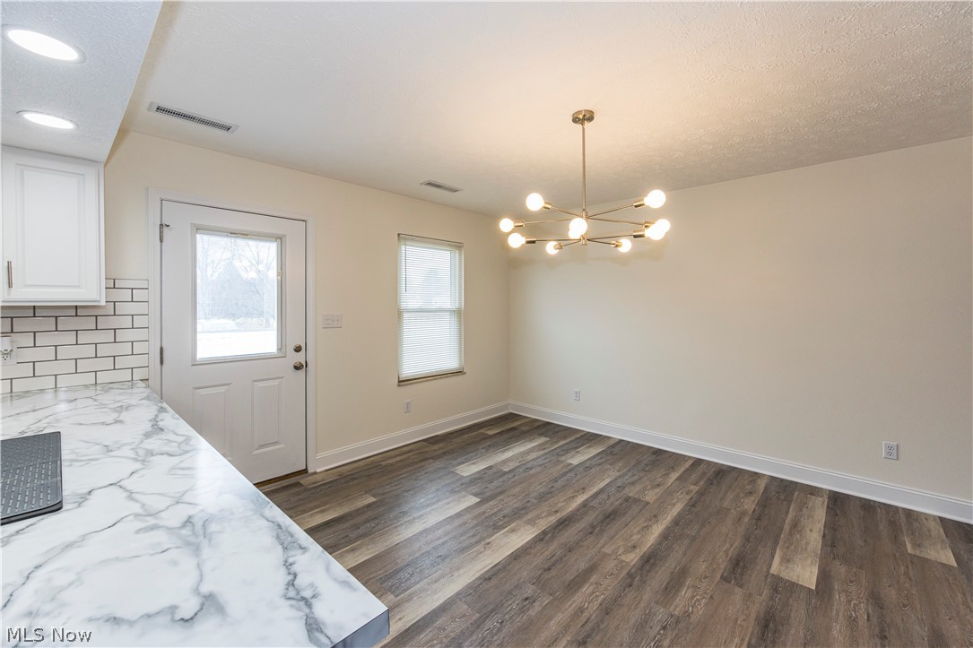 Country Club Twnhs North Condo - Residential