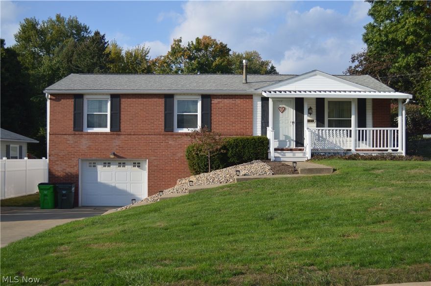 Great ranch home near Price Park in North Canton. Well-maintained & recently landscaped for easy care. Hardwood floors throughout first floor. Living room boasts vaulted ceiling with dining area & 6,000 BTU gas fireplace. Lower level
recreation room offers 2nd fireplace & approximately 300 SF of addtl. living space with walkout to backyard. Deck off kitchen in back. Front porch , roof & A/C are 2 years old. Windows and furnace are 5 years old. A must see! Set up your showing today!