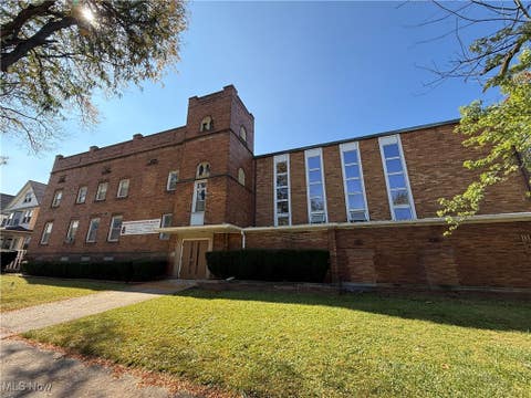 Photo for 2011 West Boulevard