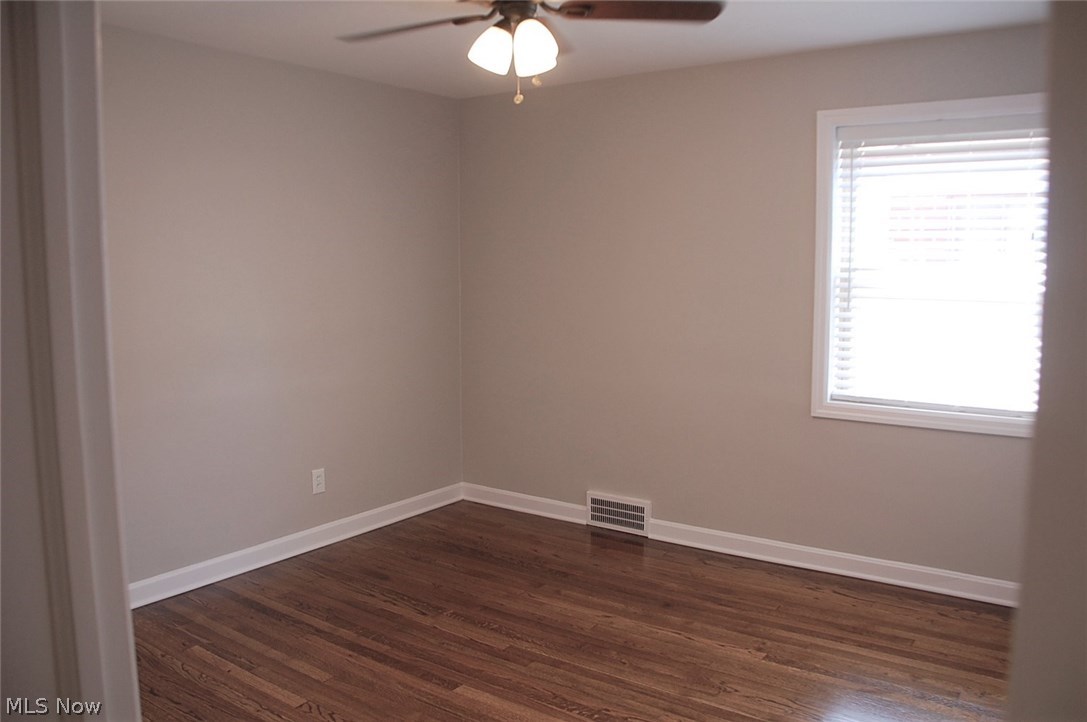 Kamms - Residential Lease