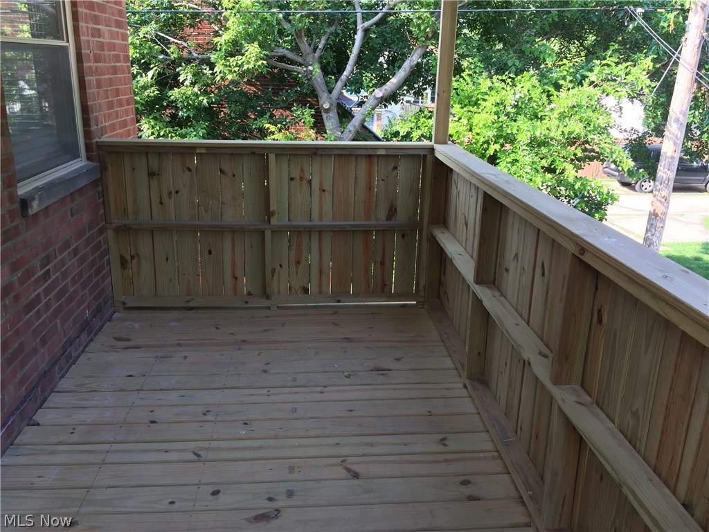 Kamms - Residential Lease