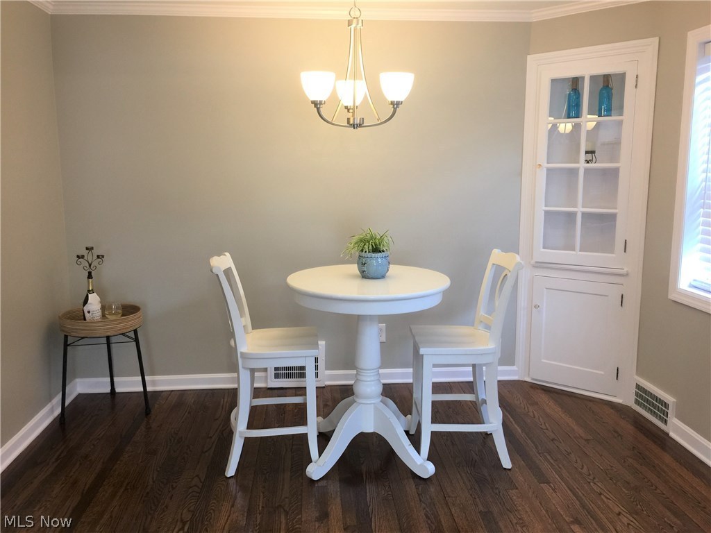 Kamms - Residential Lease