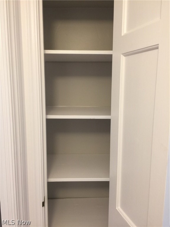 Kamms - Residential Lease