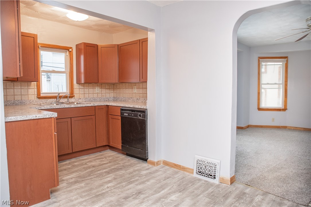 F R Elliots - Residential