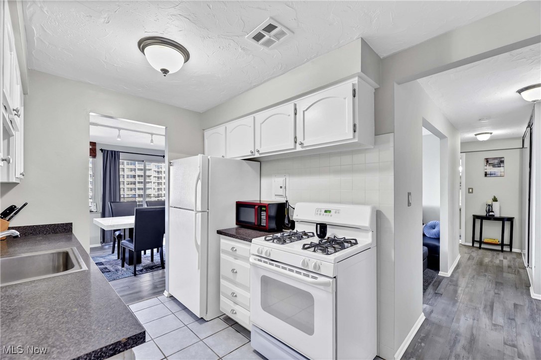 The Carlyle - Residential Lease