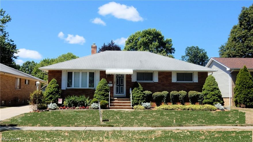 Fantastic opportunity to live in this clean and cared for one owner Brick ranch in a desired neighborhood near the Metro Parks! This home offers 3 bedrooms with large closets & HDWD floors, 1.5 baths on 1st floor. Spacious Living room and Formal dining room and opens into eat in kitchen, fully applianced including brand new range! Huge lower level  family room with bar for entertaining lots of family & friends (bar stools do not stay) Large laundry and work areas! new HWT 12', updated vinyl windows and elec panel. Beautifully landscaped perennial beds and 2 1/2 car garage, newer cement drive and patio. This side of the street was the last to be built by quality builder.