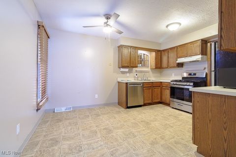 Tiny photo for 8562 Glenwood Avenue #2, Youngstown, OH 44512 (MLS # 5179371)