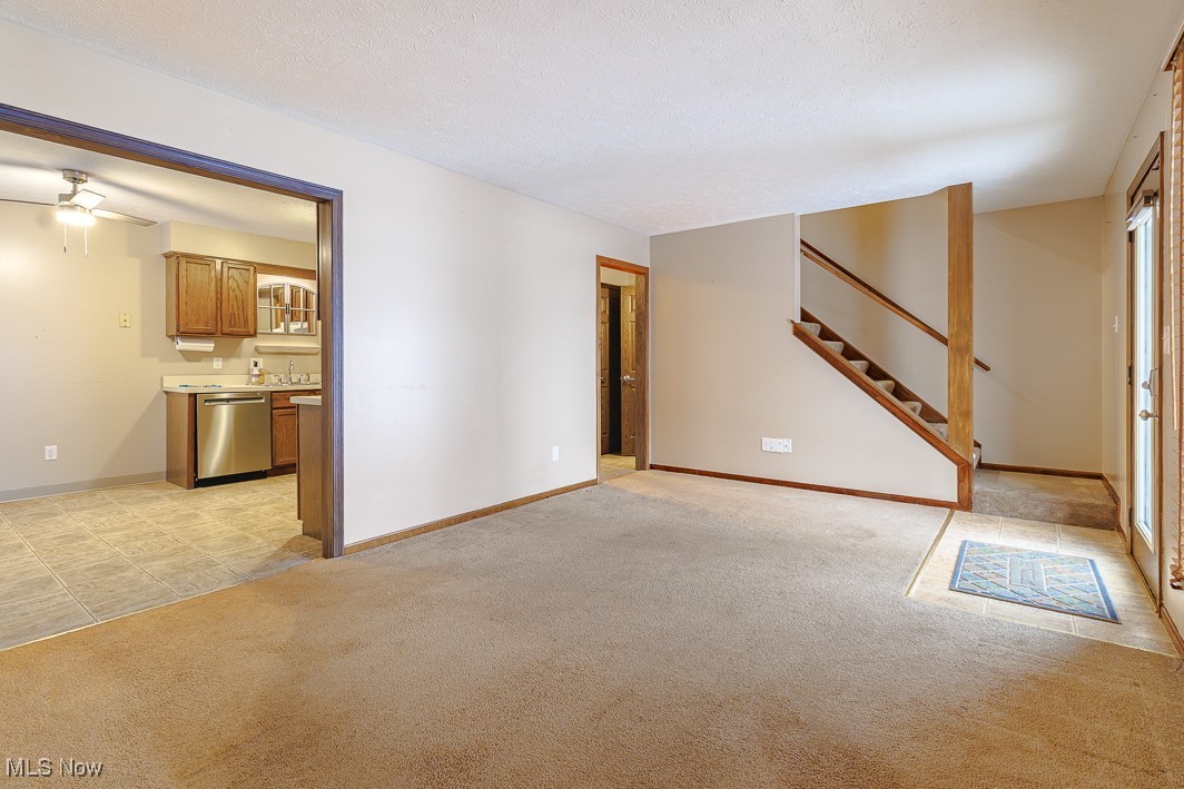 Western Reserve Place Condo - Residential