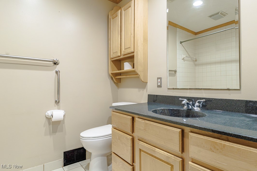 Western Reserve Place Condo - Residential