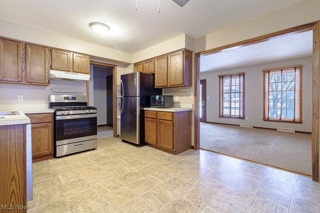 Western Reserve Place Condo - Residential