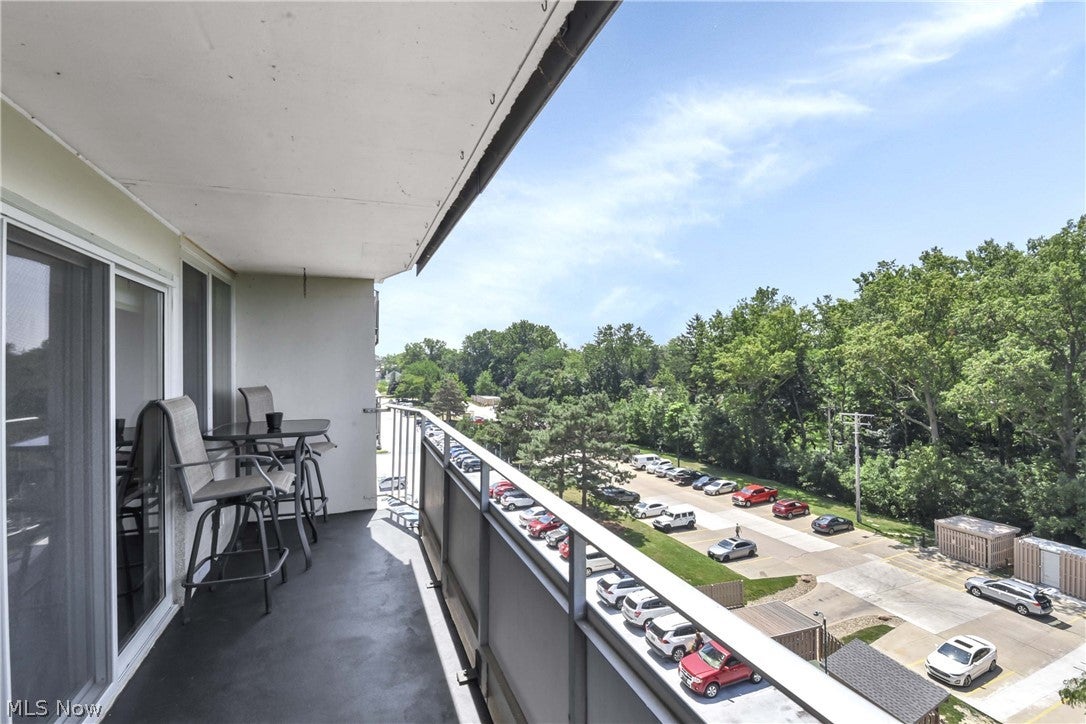 12900 Lake Avenue 622