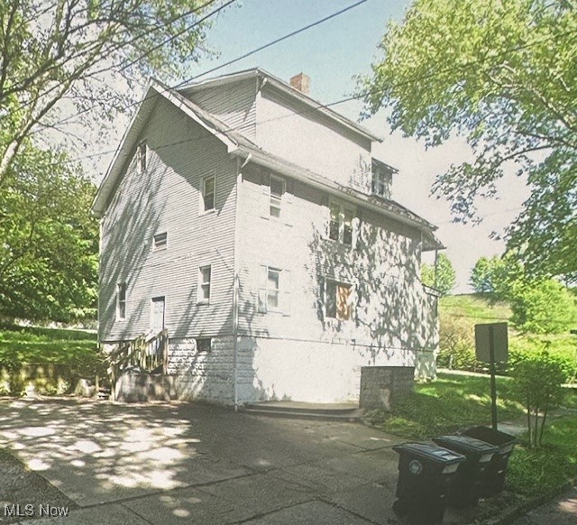 Colonial Homes - Residential Income