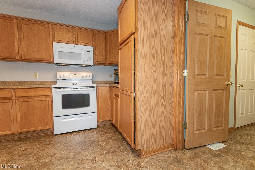 MARSH LANDING CONDOMINIUMS - Residential