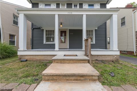 Tiny photo for 1948 Staunton Road, Cleveland Heights, OH 44118 (MLS # 5178805)