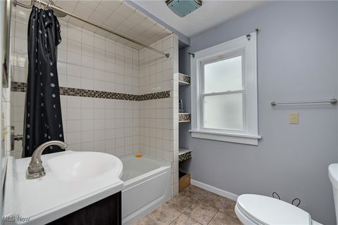 Tiny photo for 1948 Staunton Road, Cleveland Heights, OH 44118 (MLS # 5178805)