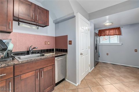 Tiny photo for 1948 Staunton Road, Cleveland Heights, OH 44118 (MLS # 5178805)