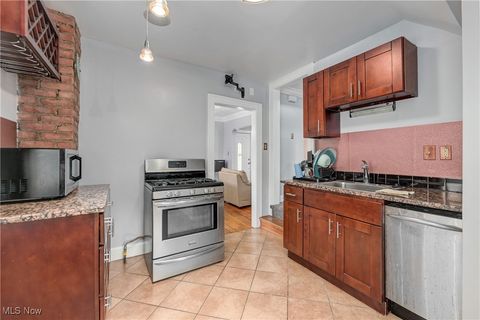 Tiny photo for 1948 Staunton Road, Cleveland Heights, OH 44118 (MLS # 5178805)