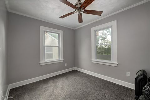 Tiny photo for 1948 Staunton Road, Cleveland Heights, OH 44118 (MLS # 5178805)