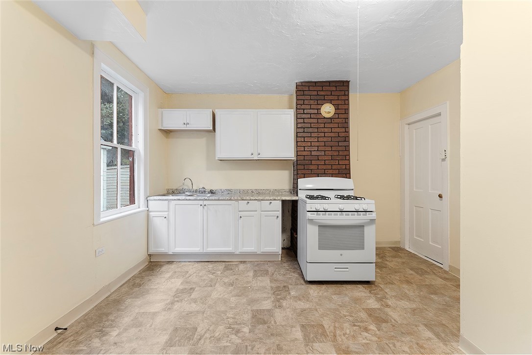 Anna C Pullers - Residential