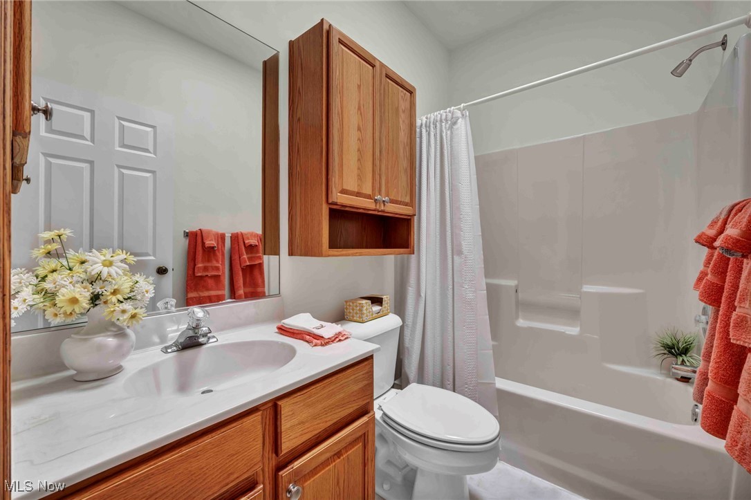 126 Legend Trail, Willowick, Ohio image 27