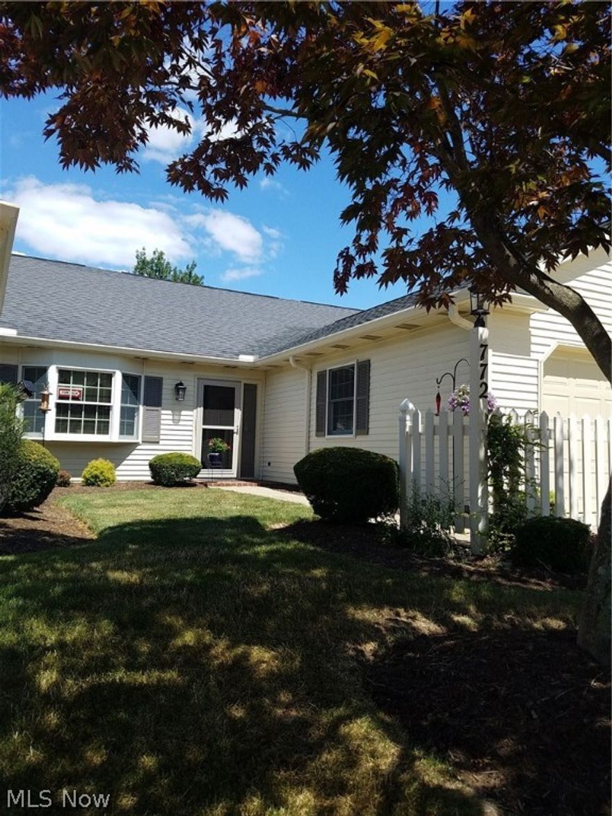 Highly sought after Bent Creek!  This condo will please even the pickiest of buyers.  Many updates in the past few years including flooring, light fixtures/fans,  fresh paint, furnace, water softener, hot water heater and more. The eat-in kitchen boasts new counter tops, tile back splash, and updated appliances.  You will love the light that comes in from the bay window while you enjoy your meal.  The great room offers a more formal dining area, vaulted ceiling and skylights. The bright and cherry 4 season room might just be your favorite place to relax and enjoy the view of extra green space. Easy to navigate floor plan has a bedroom on each end and the master bedroom has a large walk in closet.  Tons of storage space and extra closets allows space for everything.  First floor laundry complete with laundry sink and even more cupboards and closets.  The location of this unit on the cul de sac at the end of the dead end street allows extra privacy and peacefulness.  Convenient to expres