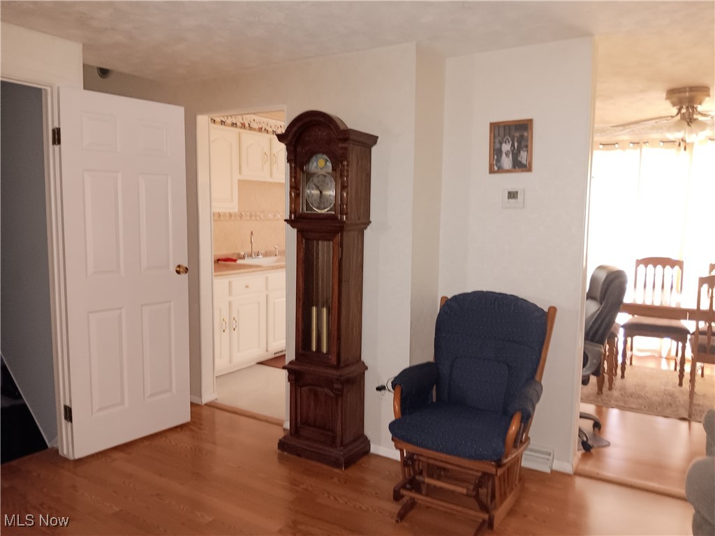 211 Mayhill Drive, Newton Falls, Ohio image 3