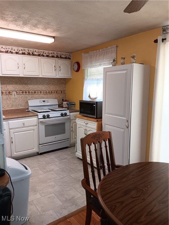 211 Mayhill Drive, Newton Falls, Ohio image 6