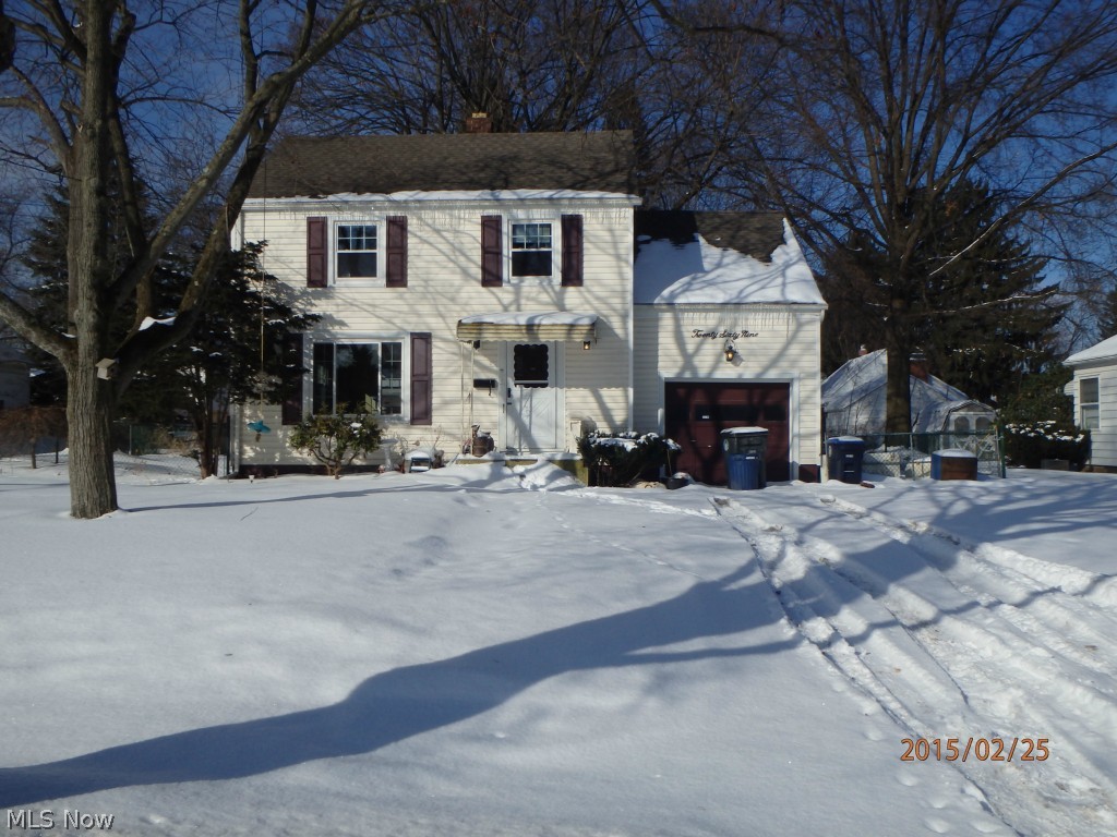 Huge 2 story colonial with a finished basement, fireplace, attached 1 car garage and formal dining room. Nice location has quick access to downtown Akron, Chapel hill, Cuyahoga falls, Ellet, Shopping, dining and parks. Nice house, Nice Lot and Nice location. Come check it out before its gone. Give me a call for a private showing today.