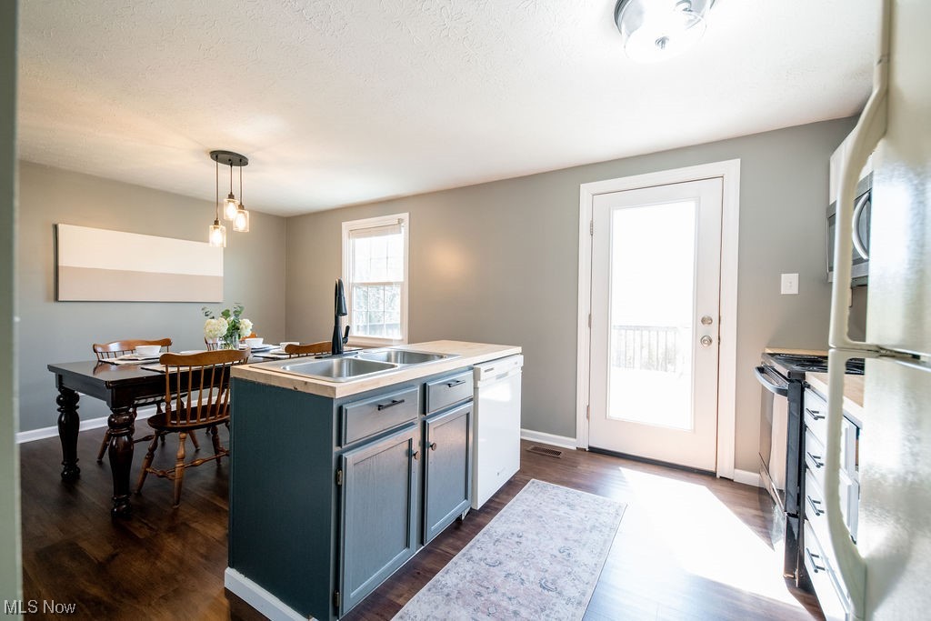 Silver Meadows - Residential