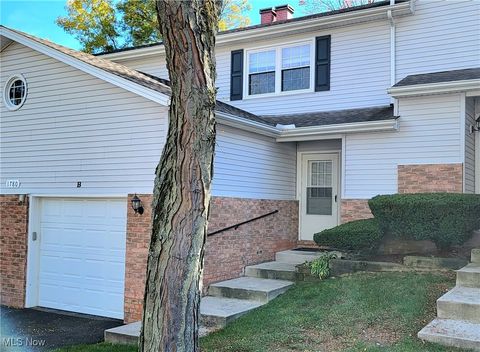 Condo For Sale - 1780 Rolling Hills Drive #B<br/> Twinsburg, OH 44087