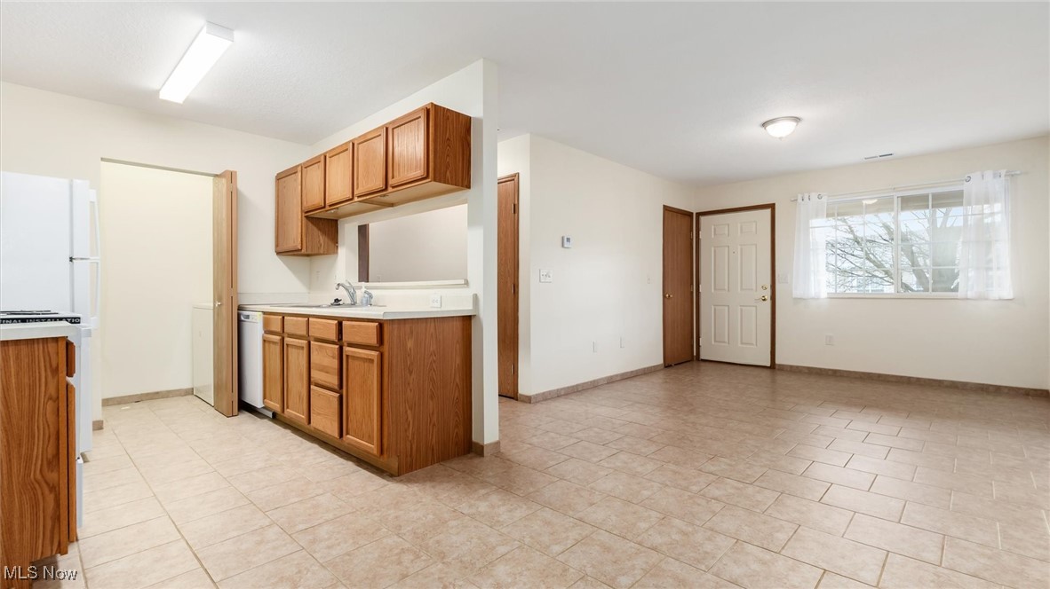 Colony Hill Condominiums - Residential