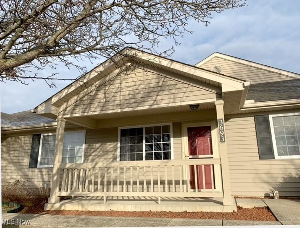 Photo of 3693 Colony Hill Drive, Zanesville, OH 43701 (MLS # 5177855)