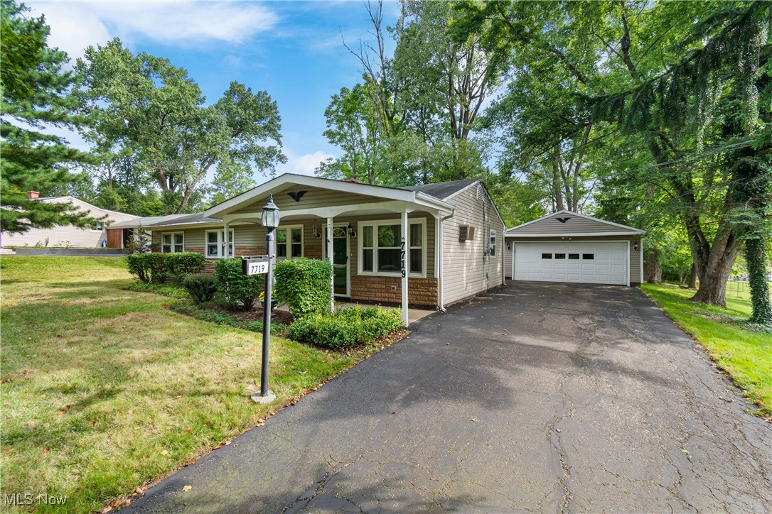 Blue Bird Knolls - Residential