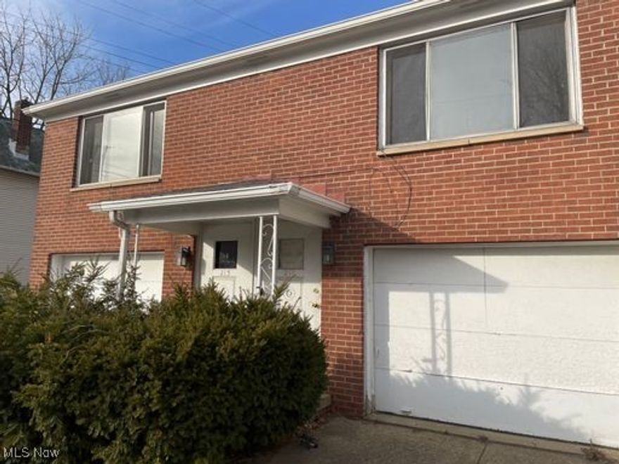 Great investment opportunity.  Also, would make perfect owner occupied.  Each side has garage, utility room with washer and dryer hook up.  Large living room. Gallery Kitchen with stove and fridge.  Niced sized bedroom,  Bathroom off bedroom. 
#213 is tenant occupied
#211 cleaned and ready to rent