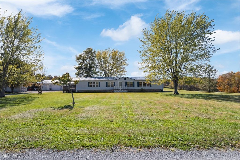 Photo of 4177 Lunar Road NE, Carrollton, OH 44615 (MLS # 5166741)