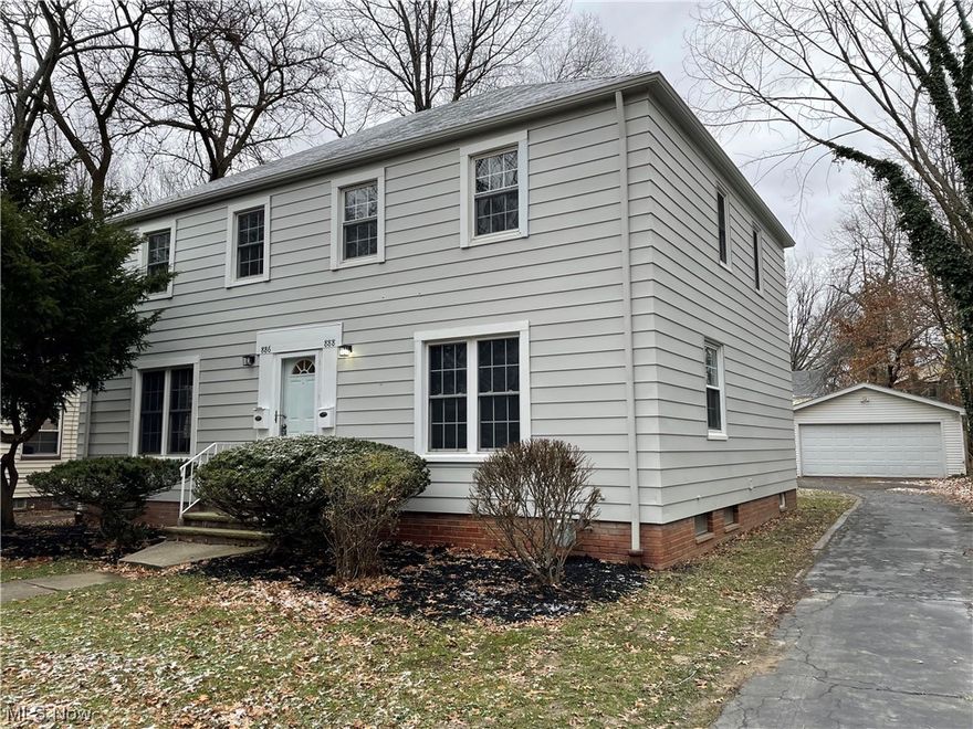 There's no place like home. Enjoy this newly renovated three-bedroom, one bath rental! Rental includes refinished hardwood floors, fresh paint, new light fixtures, butcher block countertops, and new appliances. Shared two car garage w/another unit, and a spacious backyard! Your new home is ready for immediate occupancy. NO SMOKING. Renter(s) must maintain renter's insurance during rental term. Tenant(s) must have the electric and gas transferred into their name prior to receiving keys to the property. Monthly income of 2.5 times the amount of the monthly rent. No evictions or bankruptcies in the past 5 years.