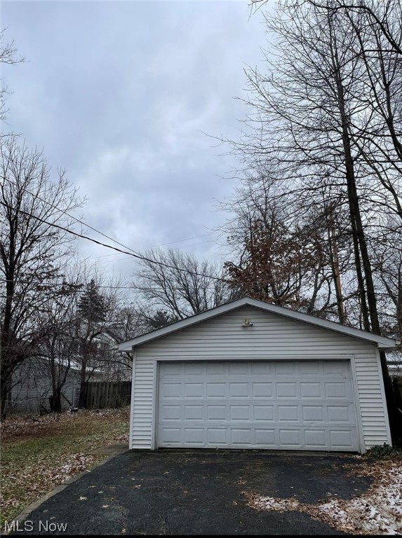 Ravine Park - Residential Lease